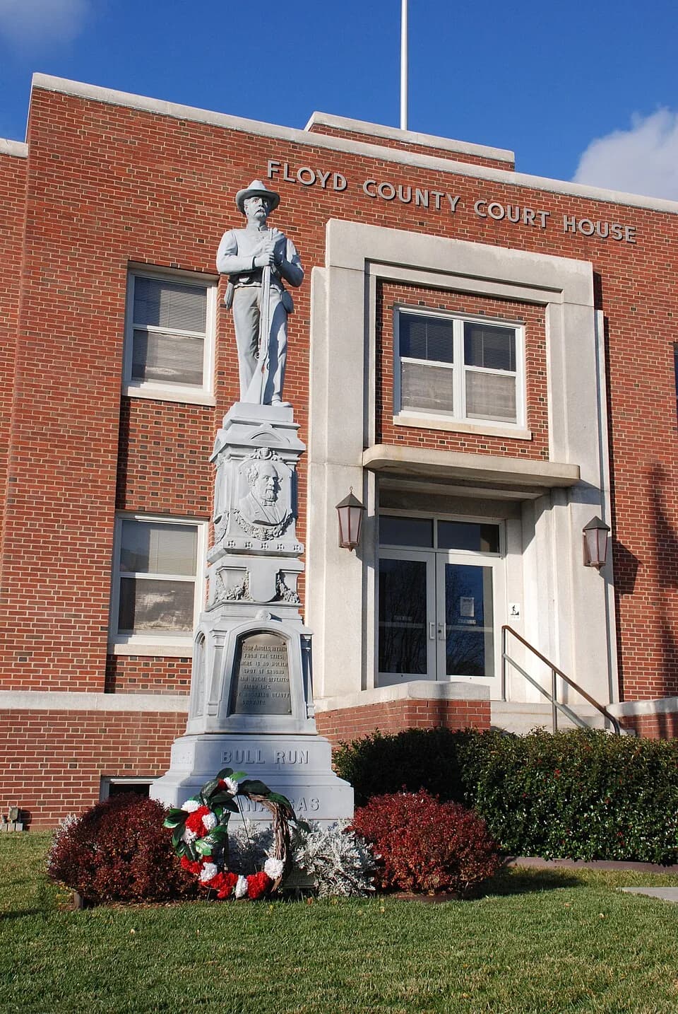 Robert E. Lee - Civil War Memorial in front of Floyd County courthouse in Floyd, Virginia. Memorial Erected in 1904 by "Floyd Chapter of Doughters of the Confederacy No. 723"