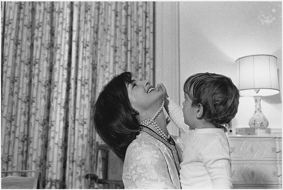 Jacqueline Kennedy Onassis - Mrs. Kennedy, John F. Kennedy Jr. White House, Mansion, Nursery. - NARA - 194247.jpg