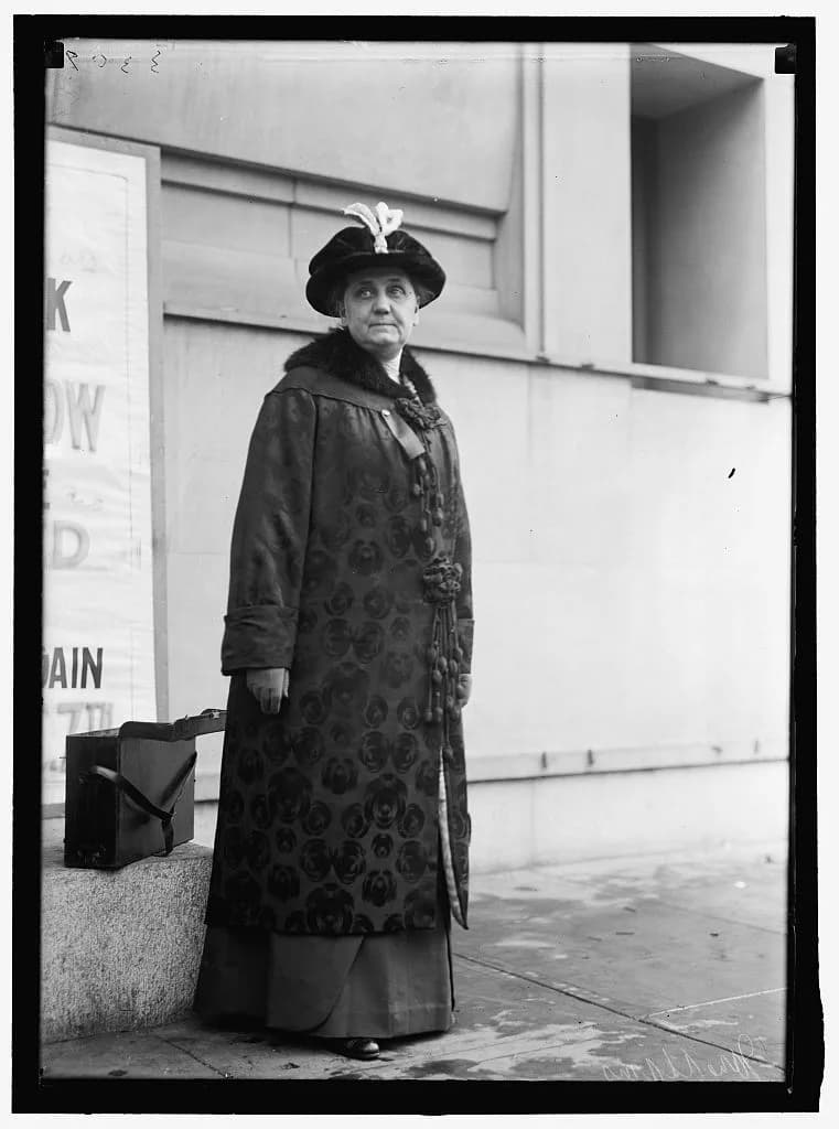 Jane Addams - ADDAMS, JANE 03453v.jpg
