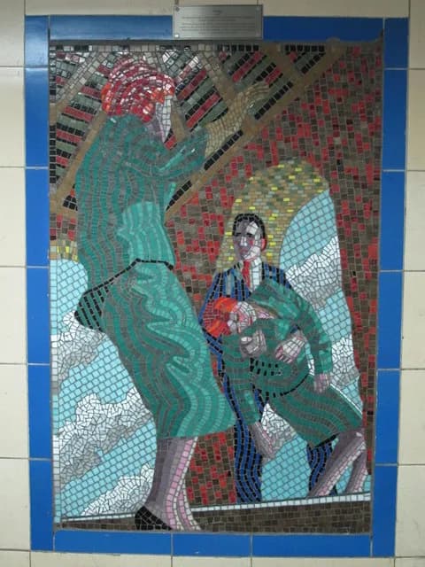 James Stewart - Leytonstone tube station - Hitchcock Gallery: Vertigo (1958)