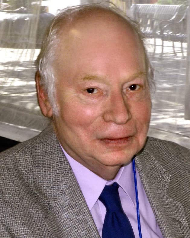 Steven Weinberg - Physicist Steven Weinberg at the 2010 Texas Book Festival in Austin, Texas, United States.