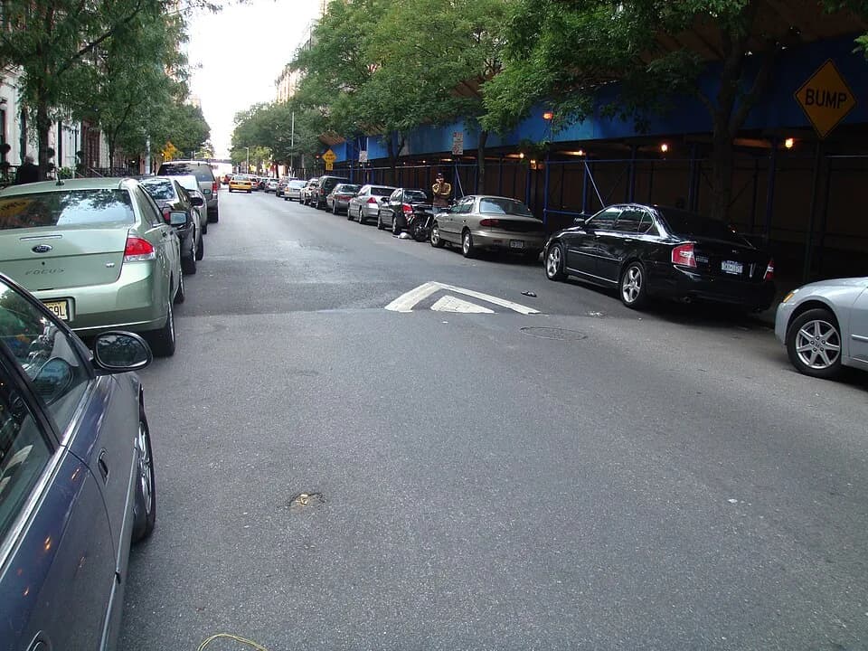 O. Henry - This photo is of Wikis Take Manhattan goal code S25, Speed bump.