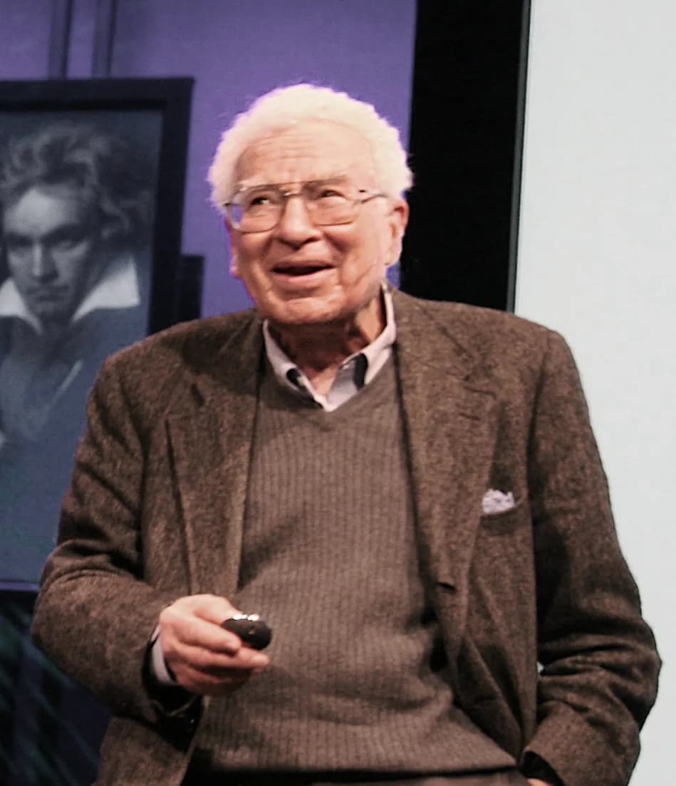 Murray Gell-Mann - Murray Gell-Mann lecturing in 2007