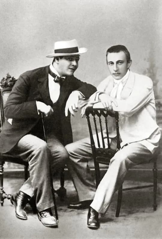 Sergei Rachmaninoff - Feodor Chaliapin (left) and Sergei Rachmaninoff, c. 1890