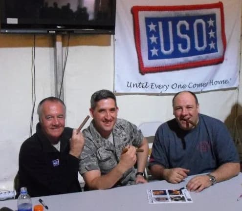 James Gandolfini - Members of the Sopranos with a U.S. Air Force member in Kuwait during a USO visit