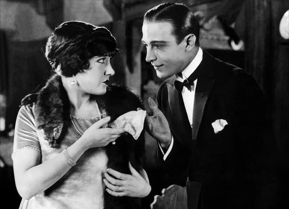 Gloria Swanson - Gloria Swanson &amp; Rudolph Valentino in Beyond the Rocks