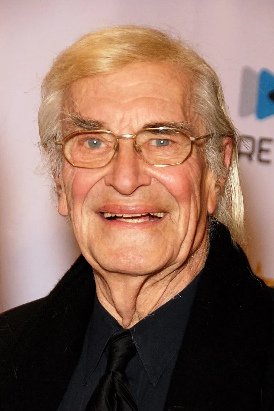 Martin Landau - Martin Landau attending the "Night of 100 Stars" for the 82nd Academy Awards viewing party at the Beverly Hills Hotel, Beverly Hills, CA on March 7, 2010 - Photo by Glenn Francis of ww