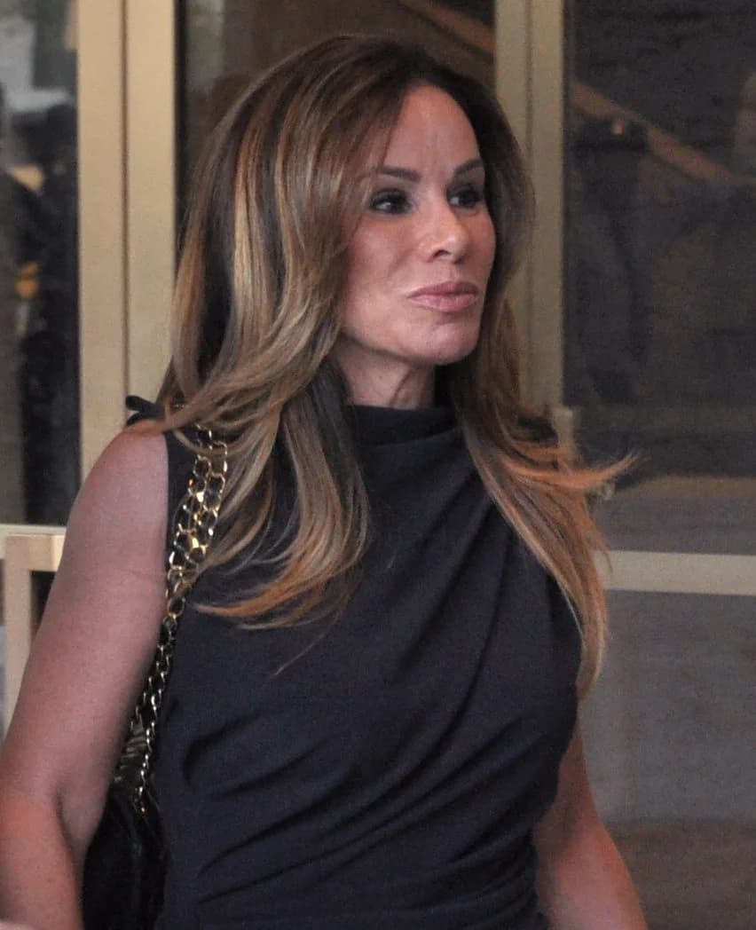 Joan Rivers - This image has been extracted from another file