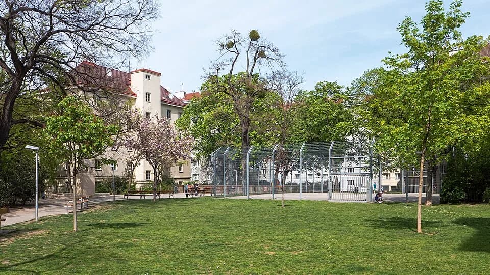 Karl Landsteiner - Dr.-Karl-Landsteiner-Park in Wien 4