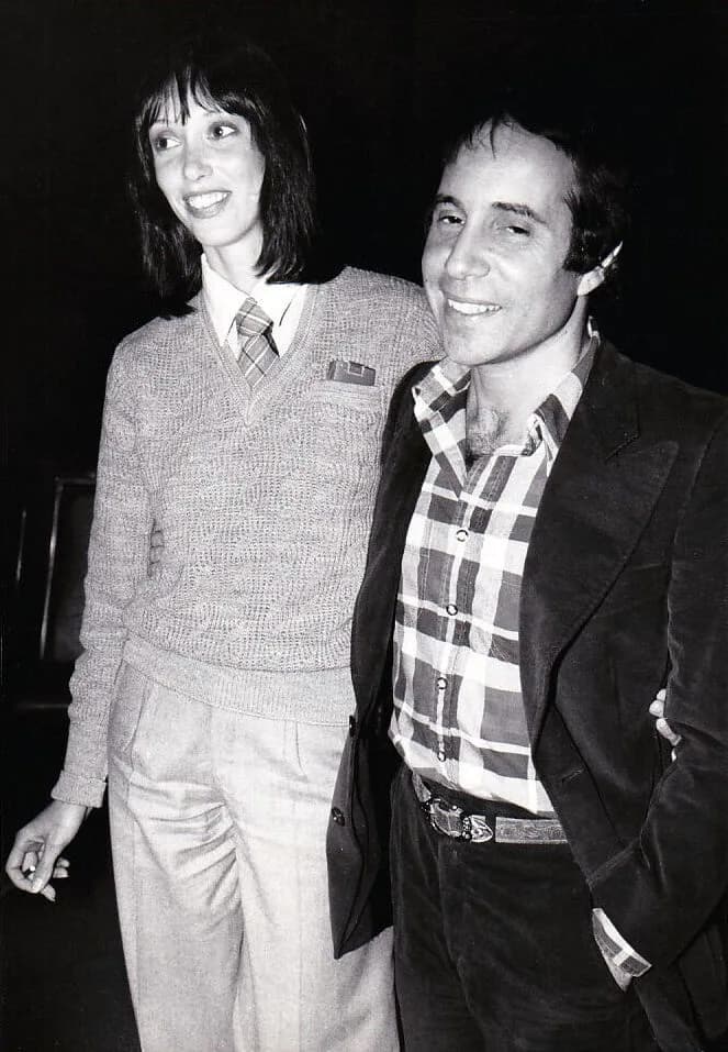 Shelley Duvall - Singer-composer Paul Simon and actress Shelley Duvall, who is said to be his romantic interest in real life, have a moment to themselves at a New York party December 1st. The party wa