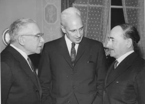 Emilio G. Segrè - 1959 Nobel Prize. Left-right: Emilio Segrè, Severo Ochoa, Salvatore Quasimodo