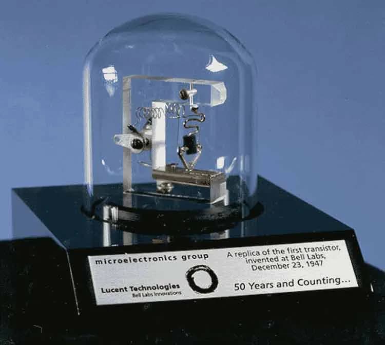Walter Houser Brattain - Replica of the first transistor.