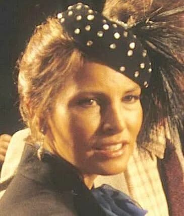 Raquel Welch - Raquel Welch (arriving at the premiere of Midler's movie, THE ROSE) 1979.
