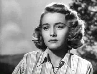 Patricia Neal - Cropped screenshot of Patricia Neal from the trailer for the film The Fountainhead