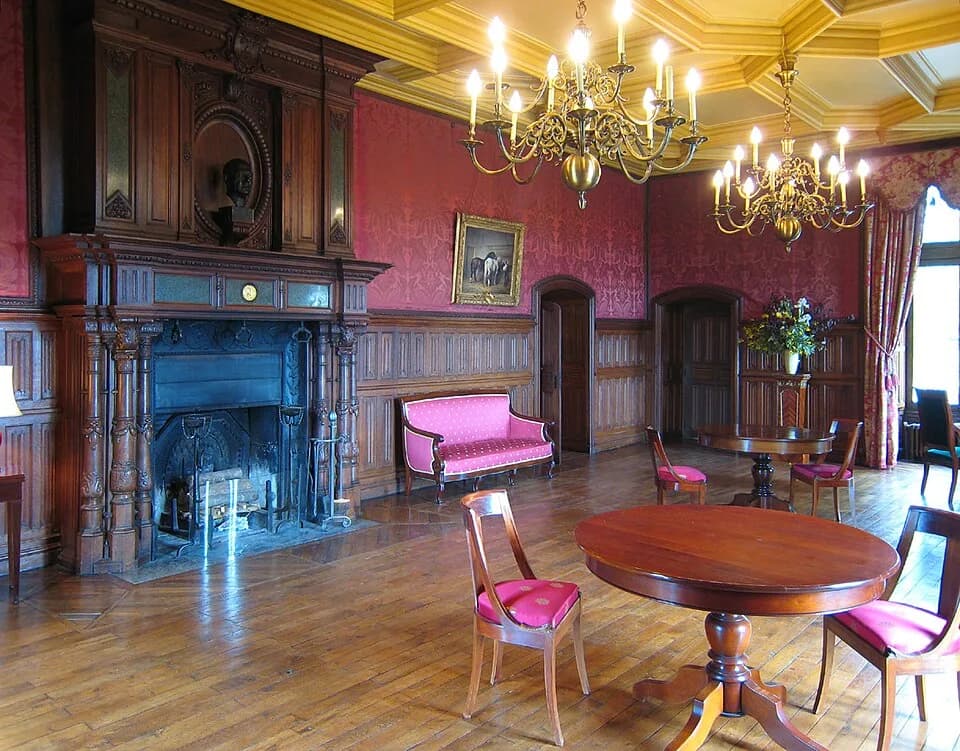 Wallis Simpson - Castle Candé near the town of Monts in France, Interior