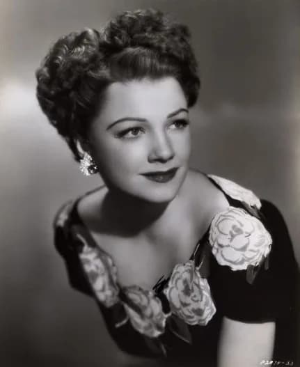 Anne Baxter - Promotional photograph of actor Anne Baxter (1940s)