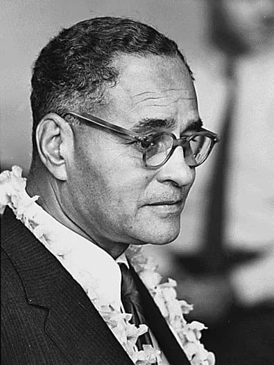 Ralph Bunche - Civil Rights March on Washington, D.C. [Dr. Ralph Bunche.], 08/28/1963 Press and Publications Service. (ca. 1953 - ca. 1978) ( Most Recent) 
Location:   Still Picture Records LICON, Spe