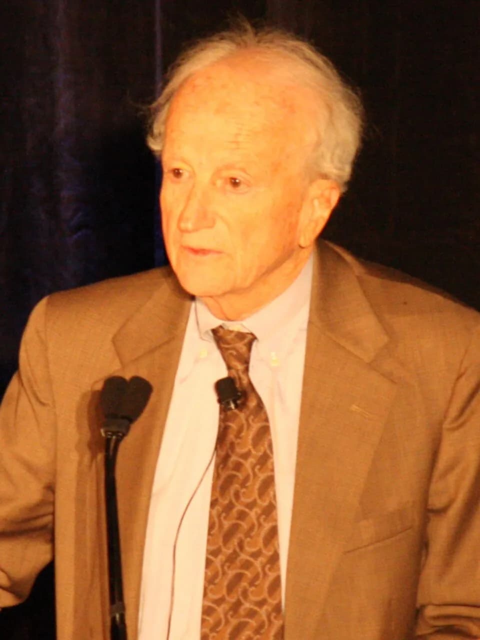 Gary S. Becker - Prof. Becker speaking in Chicago at Association for Behavior Analysis International meeting (Ballroom, Chicago Hilton Hotel, 720 Michigan Avenue).