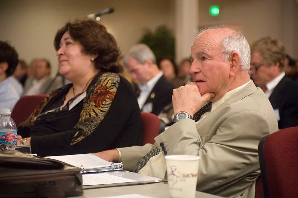 Baruch Samuel Blumberg - Lynn Harper of NASA's Ames Research Center and Dr. Baruch Blumberg attended the International Space Station (ISS) National Laboratory Workshop in October 2007.