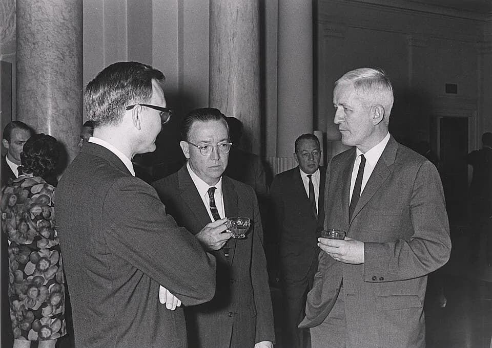 Norman Foster Ramsey - First Lawrence Award Ceremony, in Washington, on June 27, 1960.


For more information or additional images, please contact 202-586-5251.