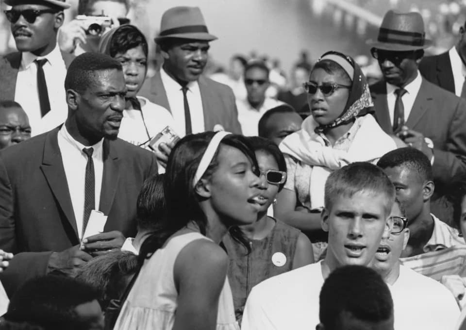 Bill Russell - Civil Rights March on Washington, D.C. (Former National Basketball Association player, Bill Russell.) - NARA - 542073 - Crop.png