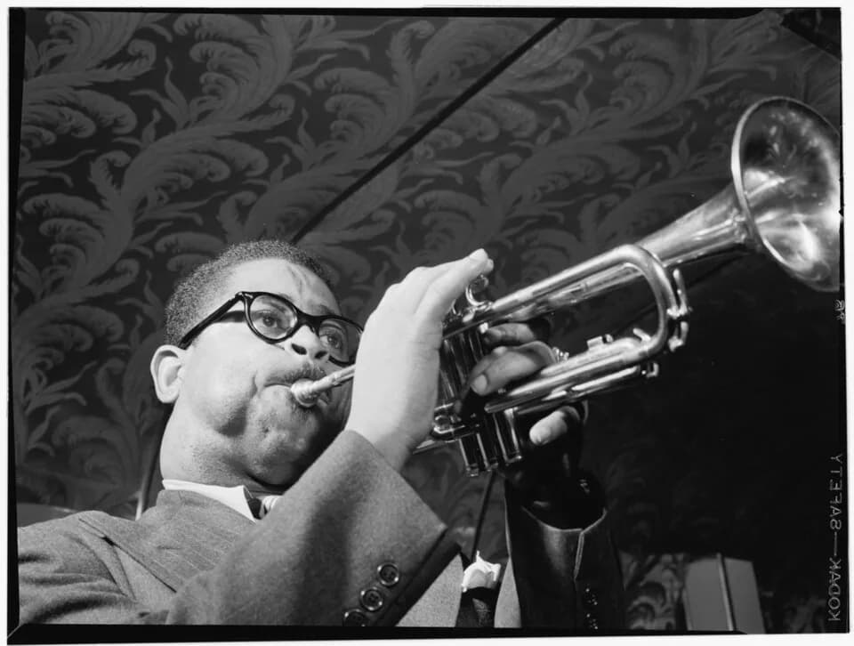Dizzy Gillespie - Gottlieb, William P., 1917-, photographer.
[Portrait of Dizzy Gillespie, New York, N.Y., ca. May 1947]
1 negative :  b&amp;w ; 3 1/4 x 4 1/4 in.
Notes:
 Gottlieb Collection Assignmen