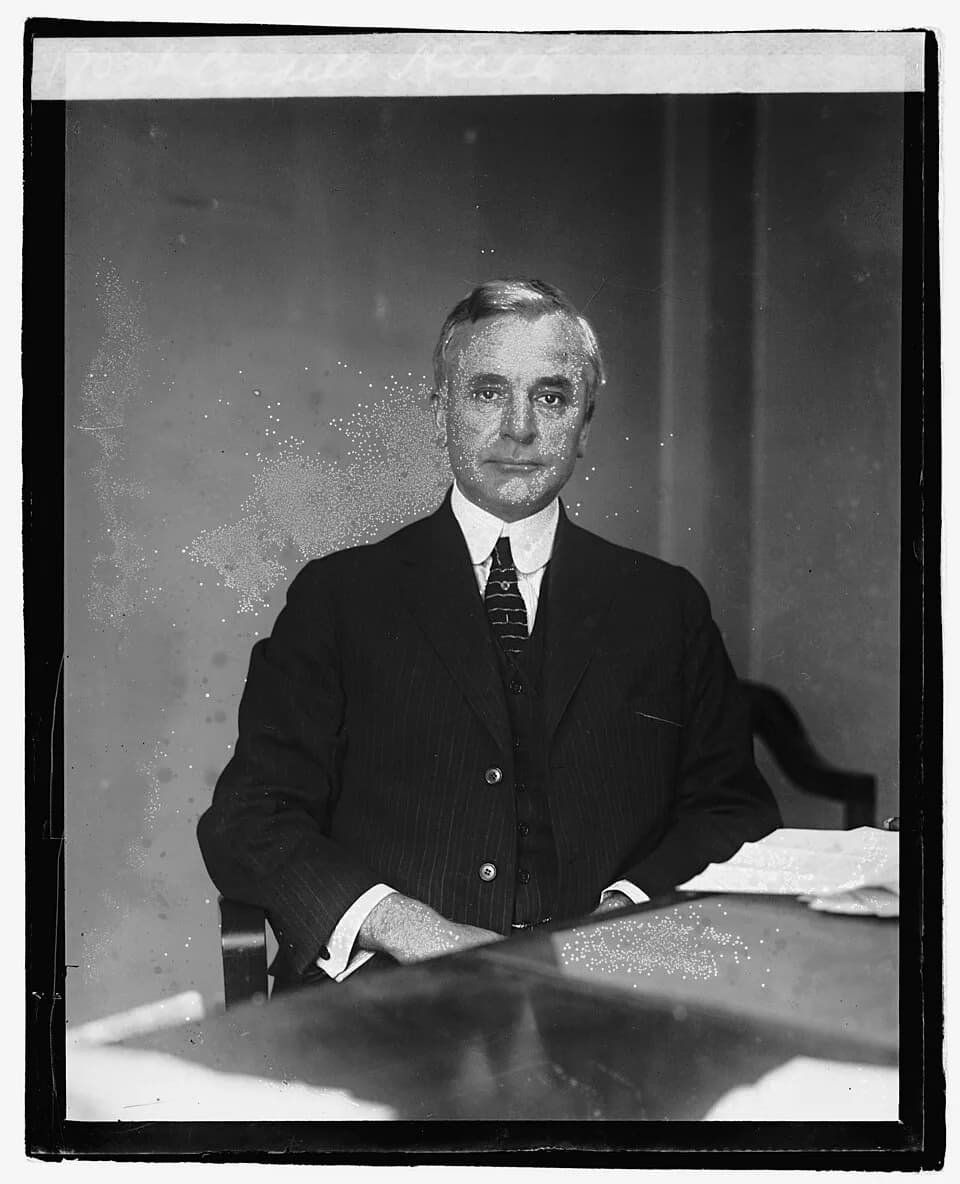 Cordell Hull - Title: Cordell Hull
Abstract/medium: National Photo Company Collection (Library of Congress)

Physical description: 1 negative :