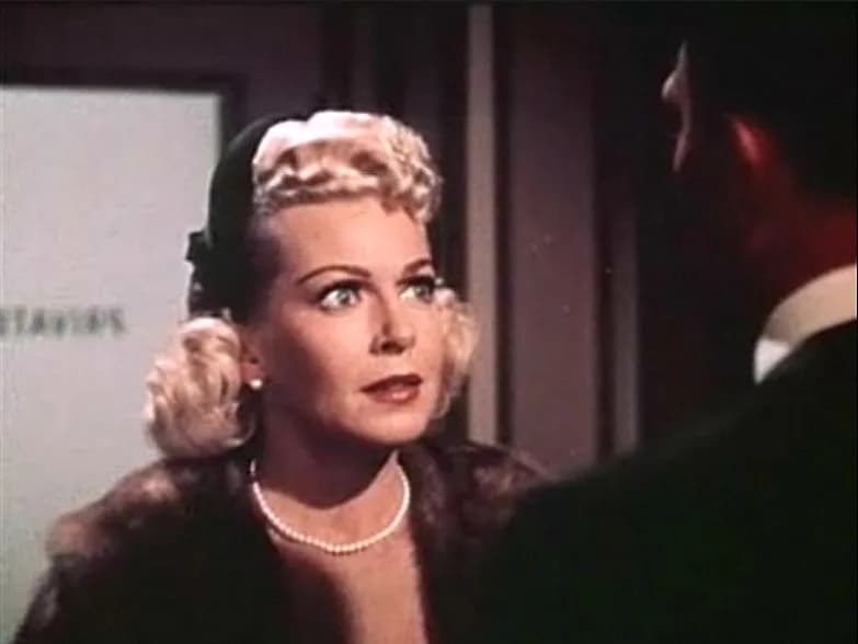 Lana Turner - Screenshot of Lana Turner from the trailer for the film Imitation of Life