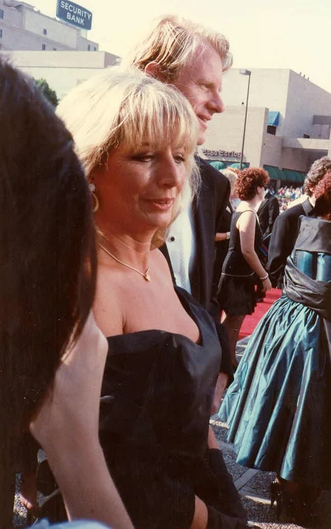 Penny Marshall - Penny Marshall and Ed Begley, Jr. on the red carpet at  the 40th Annual Primetime Emmy Awards, 8/28/88 - Permission granted to copy, publish, broadcast or post but please credit "phot