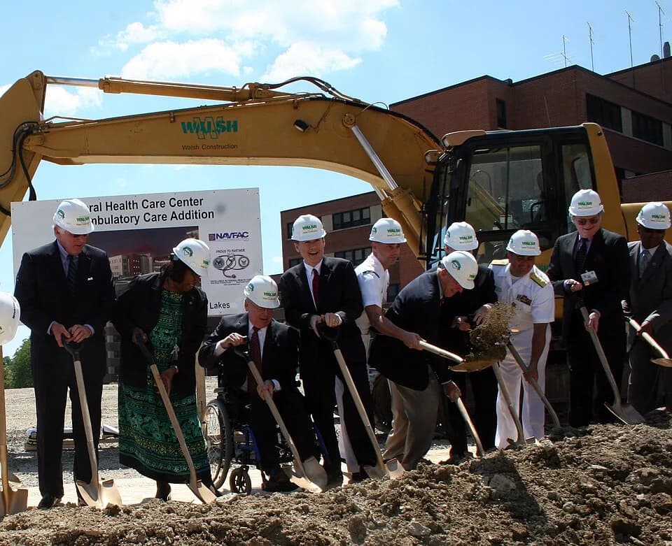 Jim Lovell - NAVAL STATION GREAT LAKES, Ill (July 14, 2008) Representatives of the Department of Defense, Department of Veterans Affairs, U.S. Congress and Navy Medicine break ground on the final phas