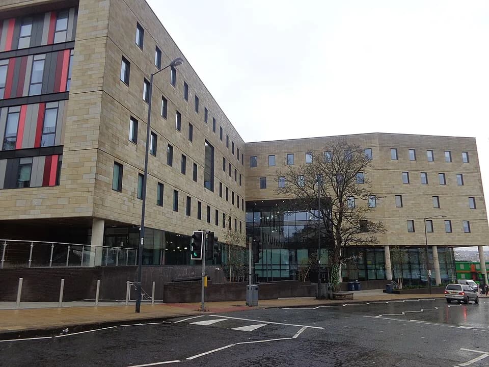 David Hockney - David Hockney building, Bradford College, Great Horton Road, Bradford, West Yorkshire.  This building replaces the front parts of the Westbrook Building and the former 'cavern', the Ra