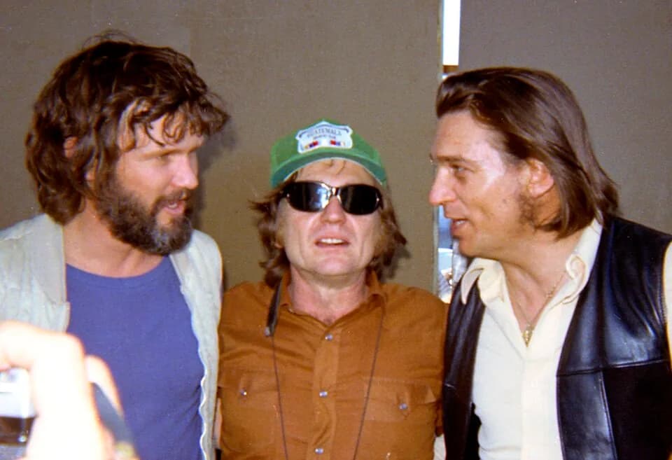 Kris Kristofferson - Kris Kristofferson, Willie Nelson, Waylon Jennings at Dripping Springs reunion, that later became Willie Nelson's 4th of July picnic.