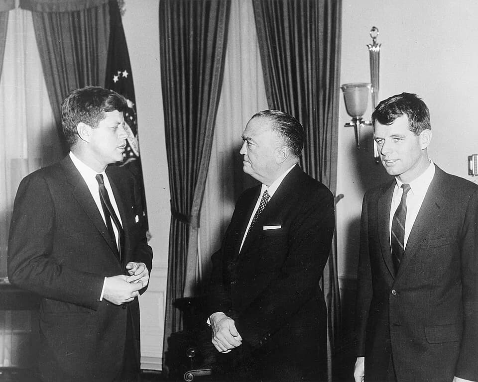 J. Edgar Hoover - Visit of Attorney General and Director of FBI, (left to right) U.S. President John F. Kennedy, F.B.I. director J. Edgar Hoover, U.S. Attorney General (and the President's brother) Ro