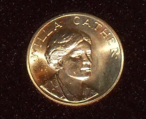 Willa Cather - Obverse of 1981 Willa Cather half ounce medallion