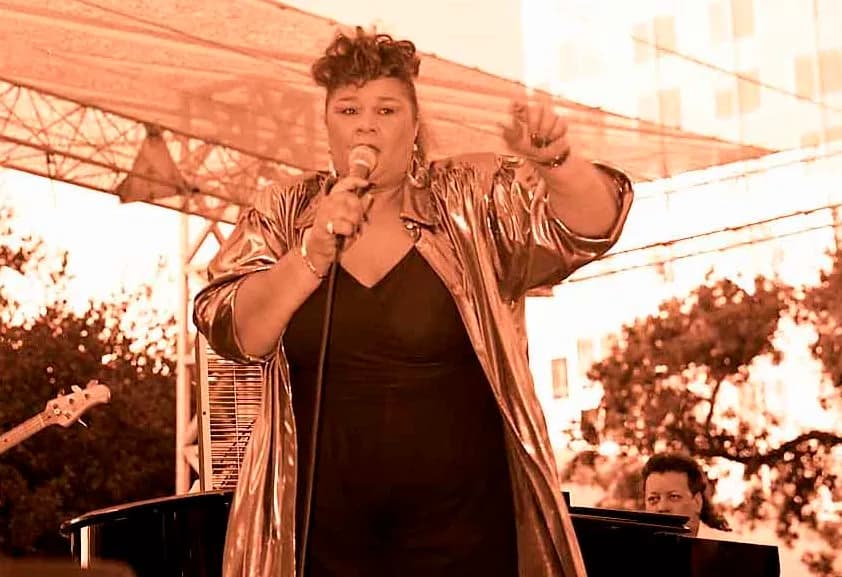 Etta James - Etta James, 2000 Music in the Park San Jose California