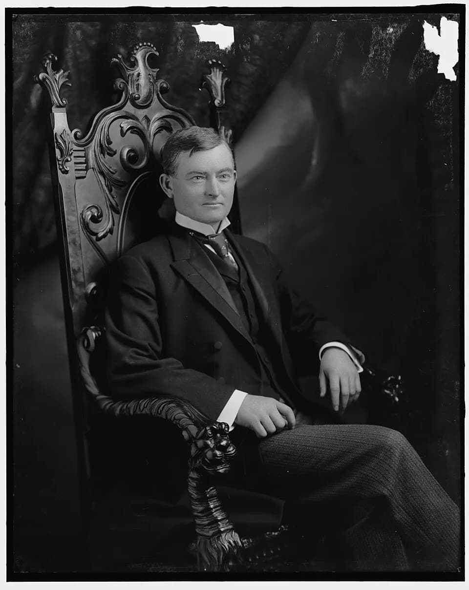 John Nance Garner - Title: GARNER, JOHN NANCE. HONORABLE
Abstract/medium: Harris &amp; Ewing photograph collection

Physical description: 1 negative :