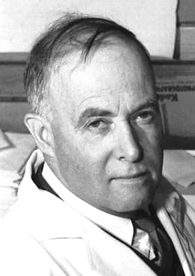 James Batcheller Sumner - James Batcheller Sumner (November 19, 1887 – August 12, 1955)