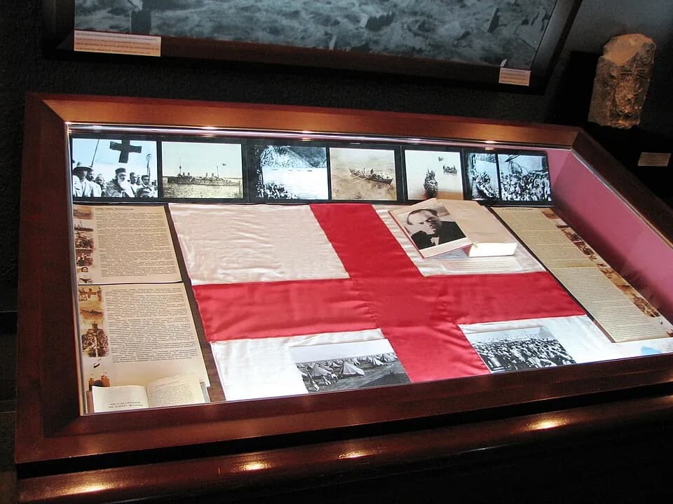 Franz Werfel - Armenian Genocide Museum-Institute in Yerevan, Armenia
המוזיאון לרצח העם הארמני בירוואן בירת ארמניה
The Forty Days of Musa Dagh in the museum

חלון התצוגה במוזיאון המציג את ספרו של ורפל