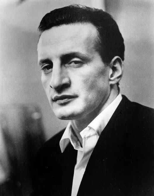 George C. Scott - Publicity photo of George C. Scott from his appearance on the television program The United States Steel Hour.  The presentation was "Trap for a Stranger".