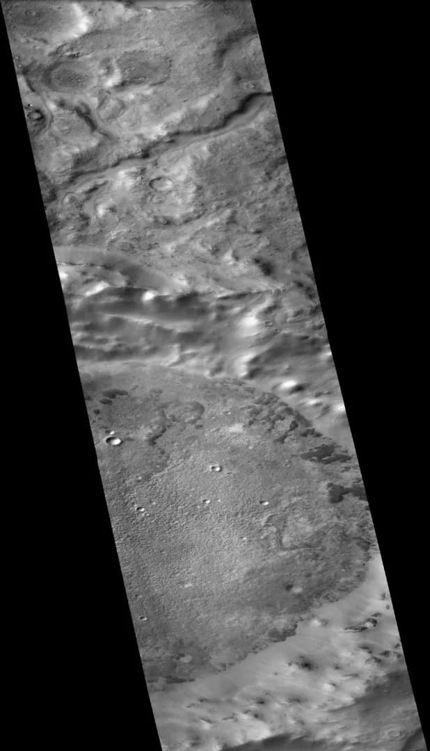 Gerard Kuiper - Eastern side of Kuiper Crater, as seen by ctx