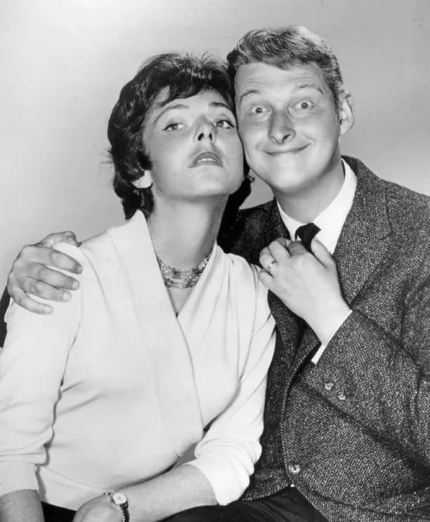 Mike Nichols - Photo of Elaine May and Mike Nichols as publicity for a television special The Fabulous Fifties.