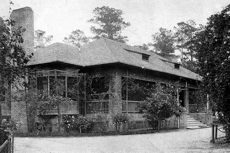 Louis Sullivan - Charnley-Norwood House in Ocean Springs, Mississippi.