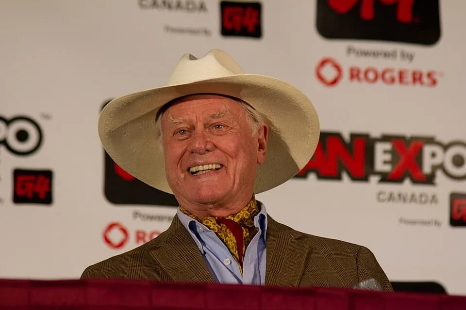 Larry Hagman - Larry Hagman at Fan Expo in Toronto, 27th August 2011