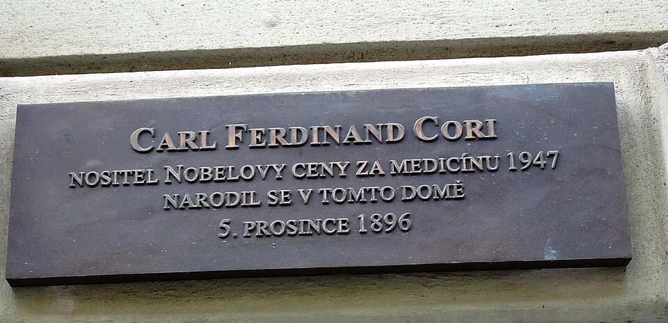 Carl Ferdinand Cori - Pamětní deska Carl F.Cori (1896-1984) Praha Salmovská ulice