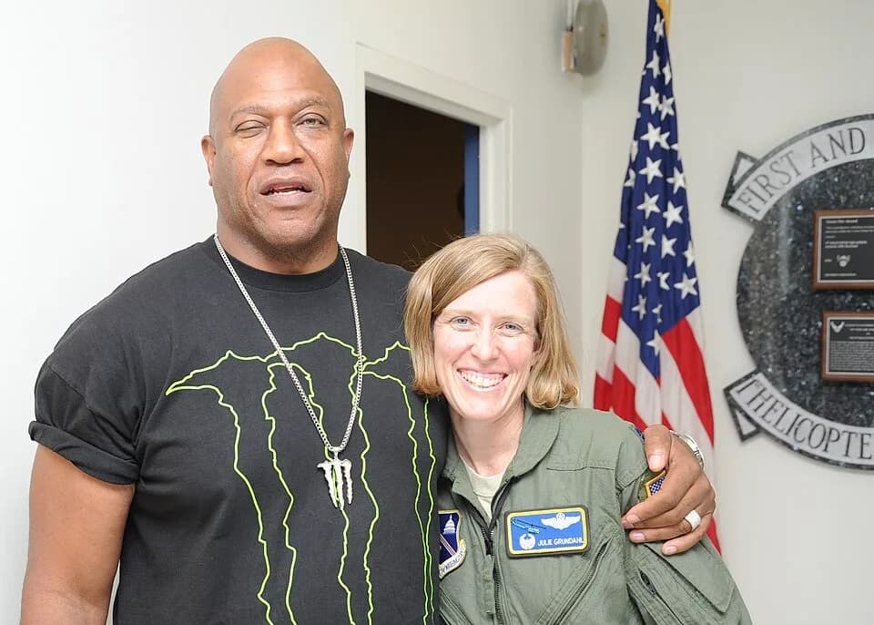 Tommy Lister Jr. - Tommy "Tiny" Lister, a character actor and professional wrestler widely known for his role as neighborhood bully Deebo in the “Friday” movie trilogy, visited Joint Base Andrews’ 1st