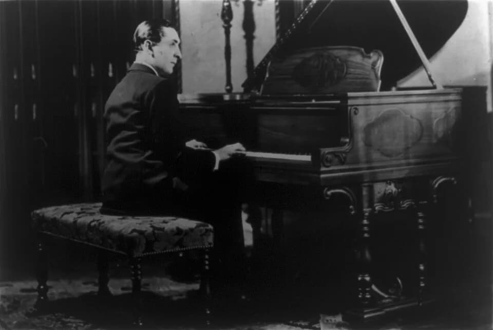 Vladimir Horowitz - Title: Vladimir Horowitz
Abstract/medium: 1 photographic print.
