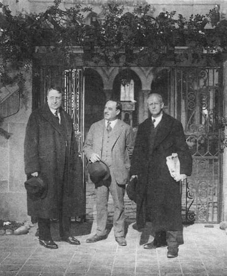 William Randolph Hearst - American newspaper publisher William Randolph Hearst, film director Robert G. Vignola, and Arthur Brisbane, outside of the International studio in New York where Vignola was 