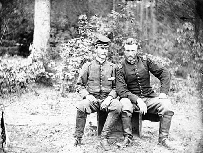 George Armstrong Custer - 2nd Lieutenant James B. Washington, a Confederate prisoner, and Captain George A Custer, USA, (on right) at Fair Oaks, Virginia, June 1862.
