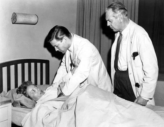 Richard Chamberlain - Photo from the first episode of the television program Dr. Kildare.  Beverly Garland is the patient Kildare (Richard Chamberlain) is having difficulty with while Dr. Gillespie (R