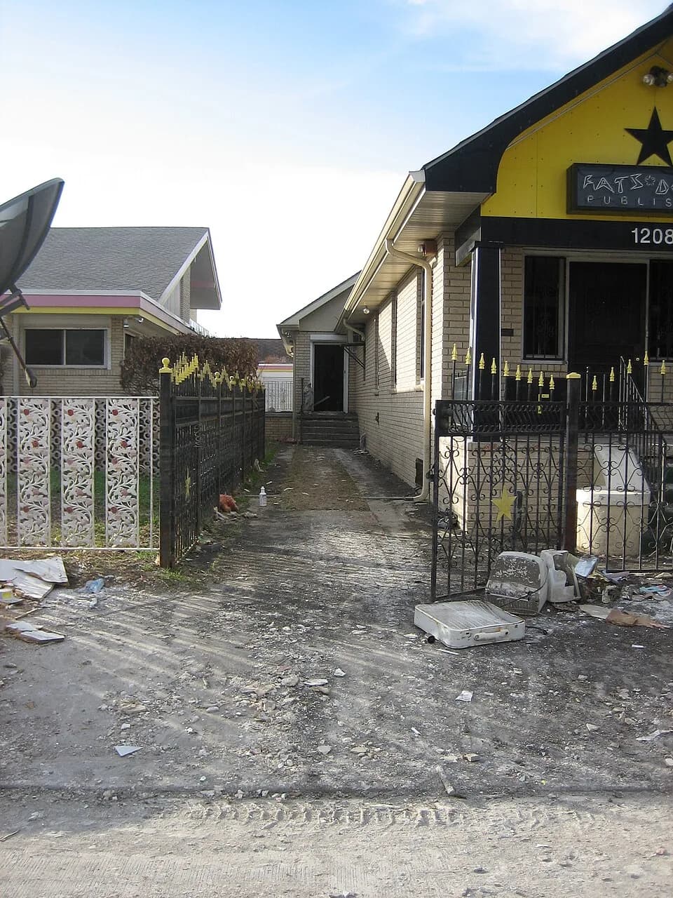 Fats Domino - New Orleans after Hurricane Katrina: Formerly flooded Fats Domino office and home complex Lower 9th Ward

Photo by Infrogmation